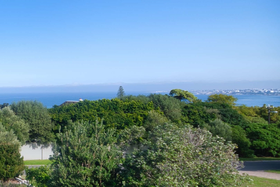 7 Bedroom Property for Sale in Voelklip Western Cape